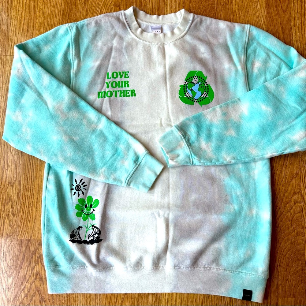Cloak sweatshirt “Love Your Mother” size Large